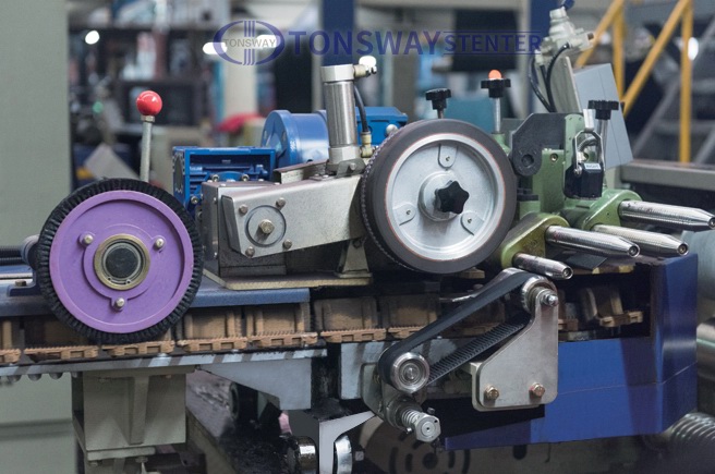 皮带托轮式上针